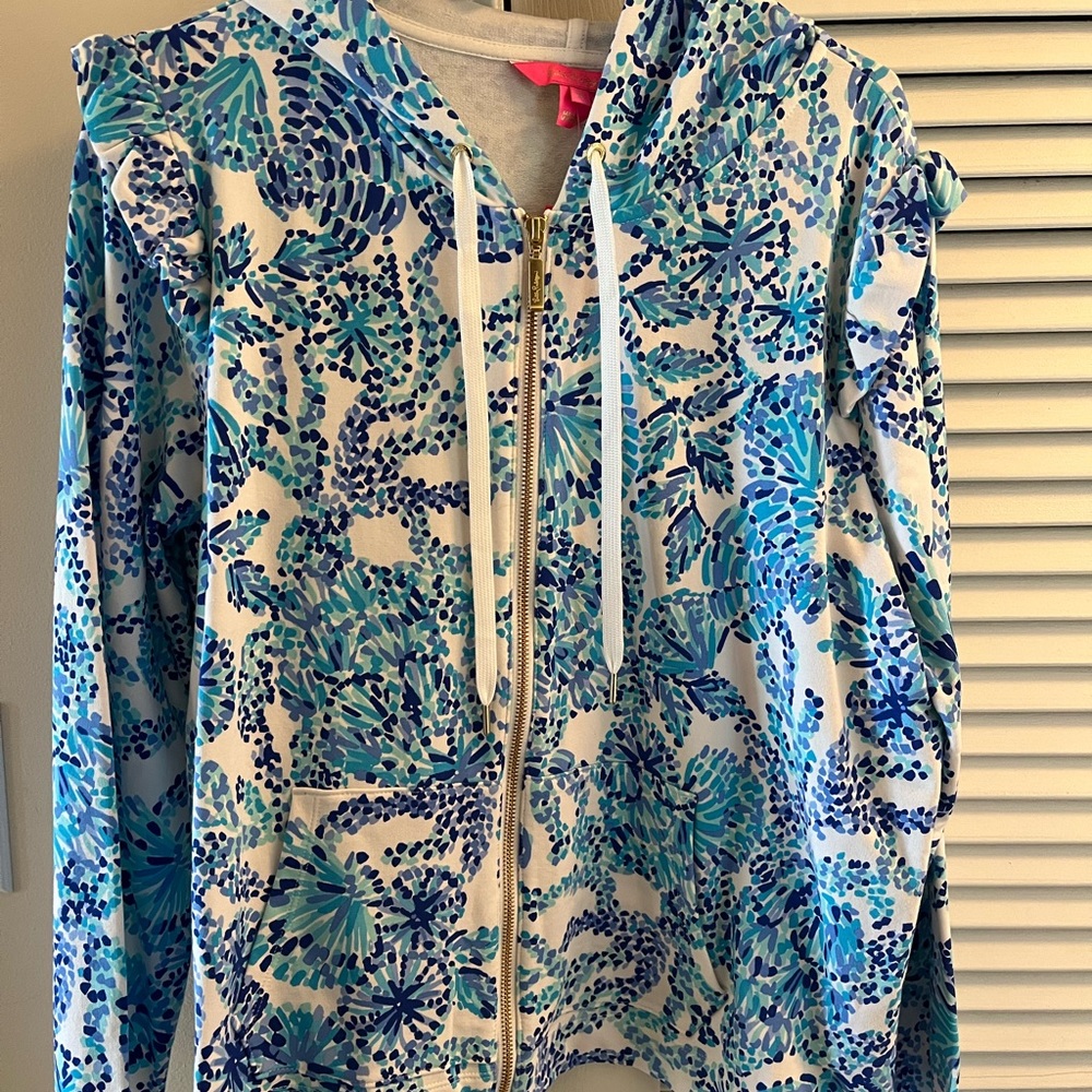 Lily Pulitzer blue and white print zipper jacket. Size XL.